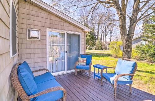 Golts House | Family-Friendly Cottage, Walk to the Beach!
