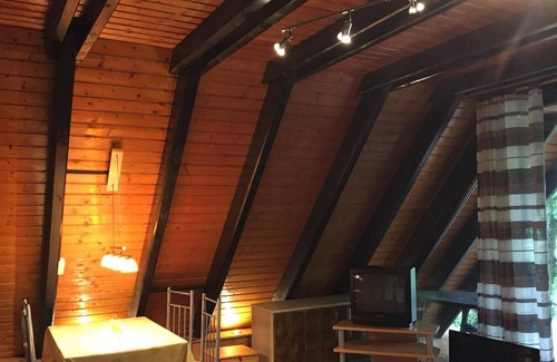 Blankenheim House | Family-friendly holiday home with a forest edge location