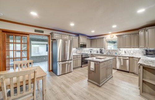 Bixby House | Family-Friendly Tulsa Suburb Home By Parks and River