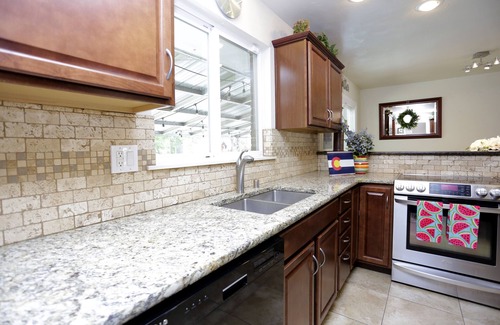East Colorado Springs House | Family-friendly, beautiful, cozy w/Hot Tub! Welcome to your CO Springs home!
