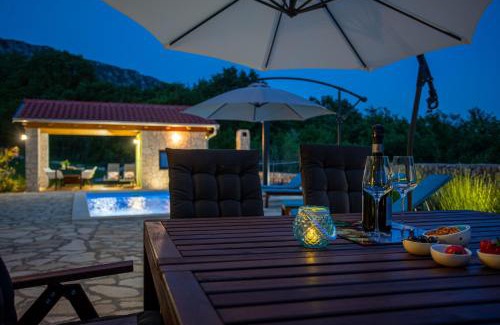 Vinodolska opcina Villa | Family friendly Villa Zaneta with pool