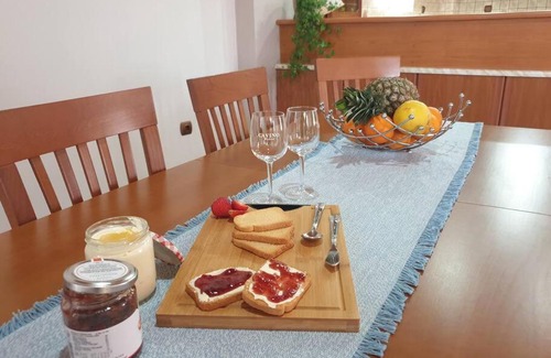 Lixouri Apartment | Family & friends Maisonette in the center of Lixouri