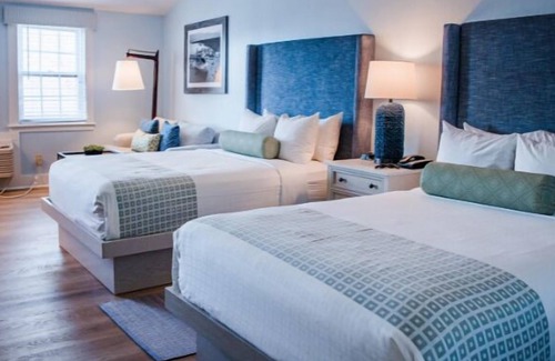 Silver Beach Hotel | Family Fun! Minutes to Woods Hole Aquarium! Onsite Pools, Private Beach!