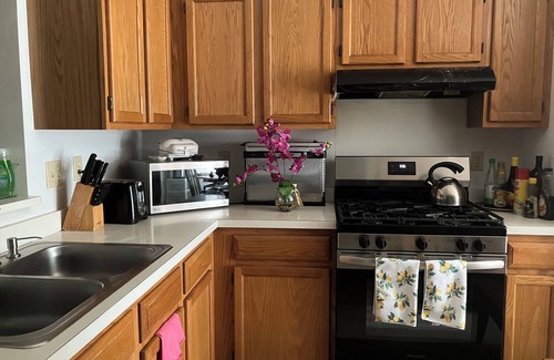 Harrisburg House | Family Getaway 3BR near Hershey & Harrisburg Modern Comforts, Free Parking