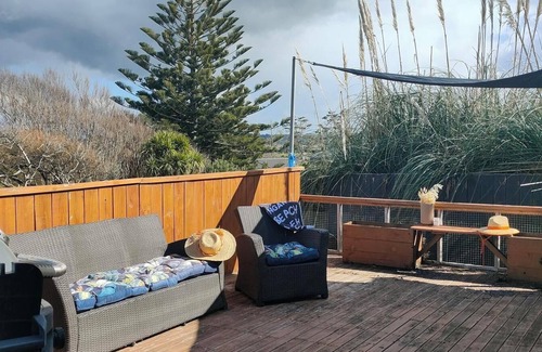 Pukehina House | Family Getaway Glenfinnan