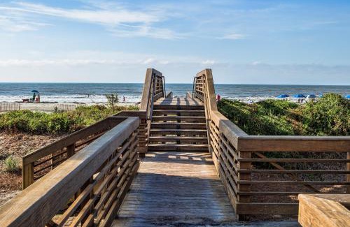 South Beach Villa | Family Getaway, Walk to Beach, South Beach, Luxury