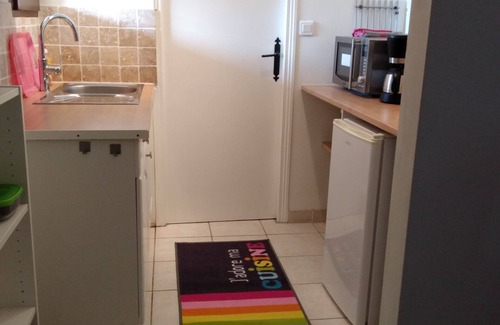 Abjat-sur-Bandiat Apartment | Family gîte Hortensia in the Dordogne, with swimming pool&magnificent view