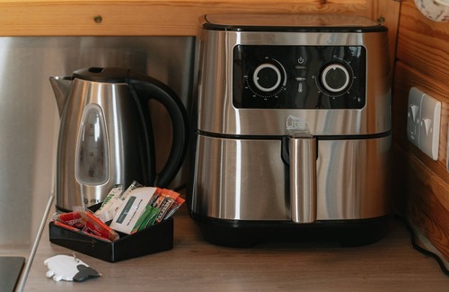 Newton Stewart Cabin | Family Glamping Cabin With Hot Tub