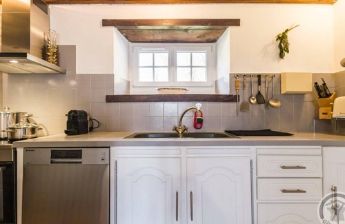 Roncey Cottage | Family home with enclosed garden and peaceful view