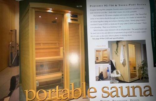 Southeast House | Family Home with Large Yard & Golf Theme Near Rail