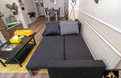 Rushmoor District House | Family house in Farnborough
