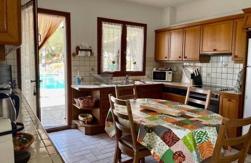 Speracedes Villa | Family house, swimming-pool, panoramic view to Cannes bay and Esterel mountain