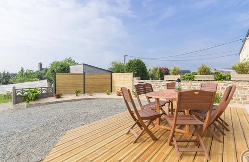 Lolif Cottage | Family house with 4 bedrooms, fireplace and terrace in Lolif