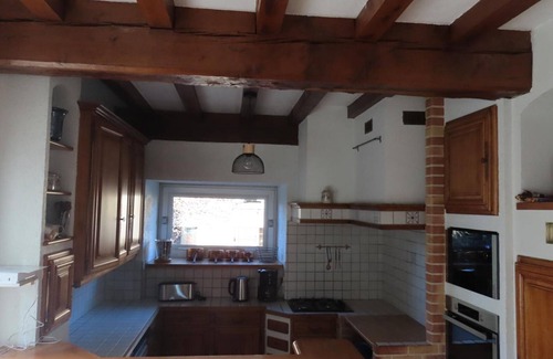 Boucey Cottage | Family house with fireplace and large garden in Pontorson