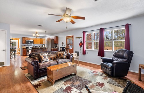 Ponderosa Park House | Family READY! 4 U