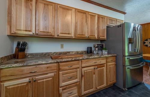 Waynesville House | Family Retreat, Fire Pit, Grill, and 4.5 Acres!