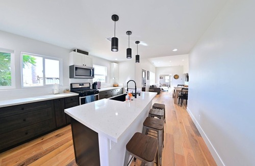 Arroyo Grande House | Family Retreat in The Village - Yard & Patio