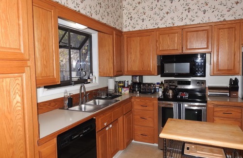 Boise House | Family Sized & Pets, North End Foothills Mid-Century Modern near Bogus Basin