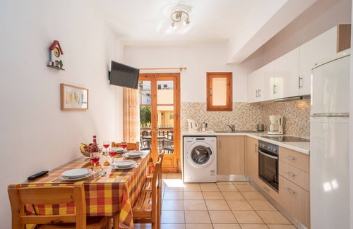 Agia Efimia Apartment | Family Two Bedroom Apartments in the Agia Efimia Center