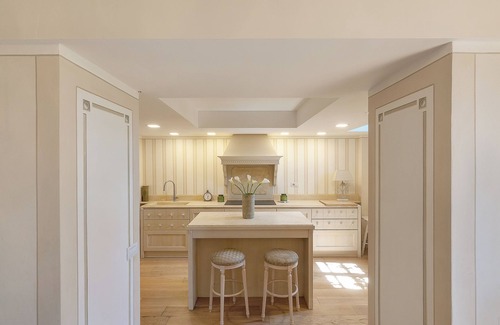 Settignano Villa | Family Villa 'Ridente - Settignano' with View of Florence, Garden and Pool