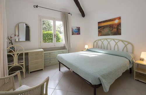 Notteri Villa | Family villa with large garden on the beach