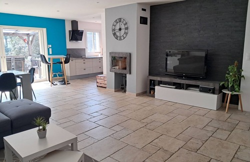 Barbentane House | Family villa with pool