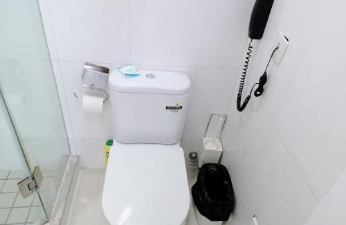 Downtown Shanghai Apartment | Fanhua Life IN Nanjing West Road Store 2