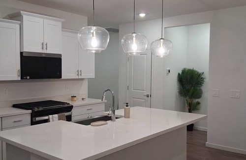 Surprise House | Fantastic 3-bedroom, 6 beds! house with AC in Sun City West