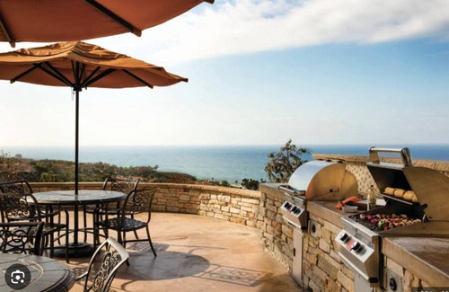 Newport Coast Villa | Fantastic CANewport Coast Villa, 2 blocks to ocean, pools, gym, etc!