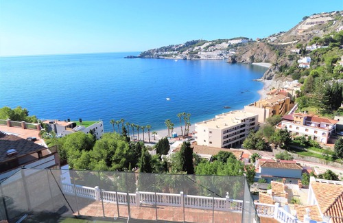 Almunecar Villa | Fantastic, fun packed villa, near to beach, bars, restaurants with great views.
