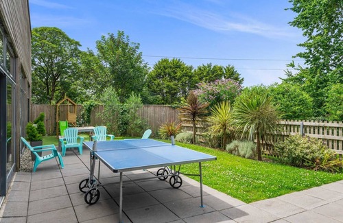Talland House | Fantastic pet friendly property with large roof area, Charcoal BBQ, ideal for sunbathing and alfresc