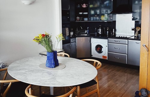 Wapping Apartment | Fantastic river-view flat near touristic heartland