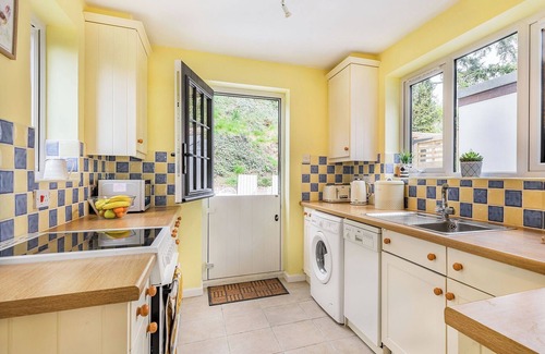 Reedham Cottage | Fantastic riverside living, with panoramic river views.