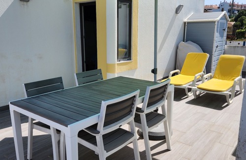 Mafra Apartment | Fantastic TopFloor Apartment Ericeira Beach, Swimming pool, Terraced Seaview