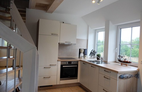 Dranske Apartment | Fantastic vacation apartment near the beach with fireplace, quiet location