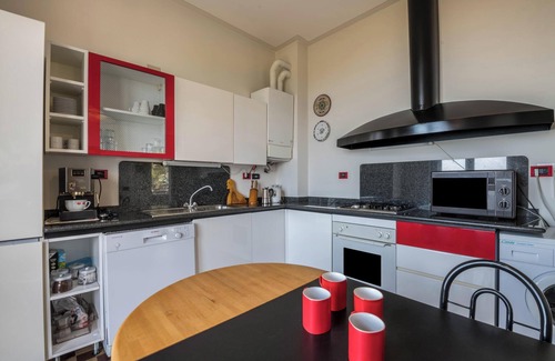 Pulciano Villa | Fantastic Villa with Private Pool, Lake View & Terraces; Double Garage