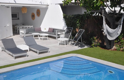 Sitges Town Center Villa | Fantastic Villa with private pool and terrific views!