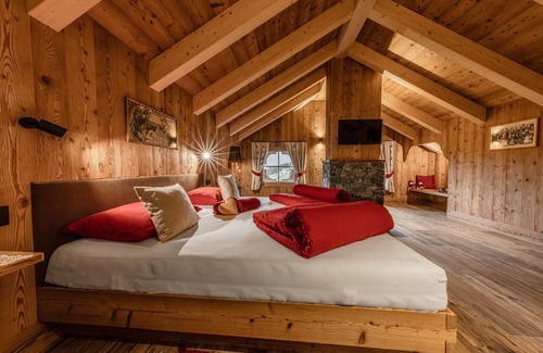 Badia Apartment | FARM CHALET JUSCIARA