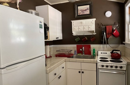 Pine Valley Cottage | Farm Stay 101