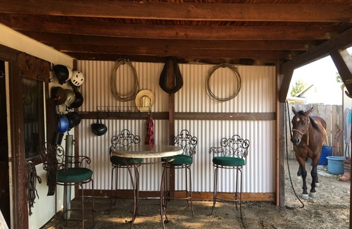 Pine Valley Cottage | Farm Stay 101