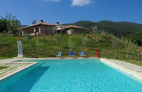 Passignano sul Trasimeno House | Farmhouse Passignano near Lake Trasimeno, cleaning included