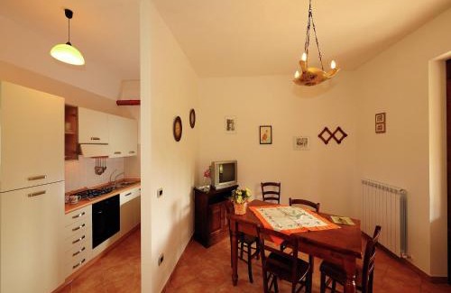 Passignano sul Trasimeno House | Farmhouse Passignano near Lake Trasimeno, cleaning included