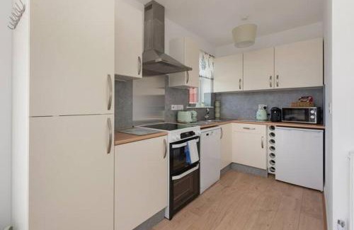 Marshborough Apartment | Farmhouse Apartment with Paddock & Orchard Views
