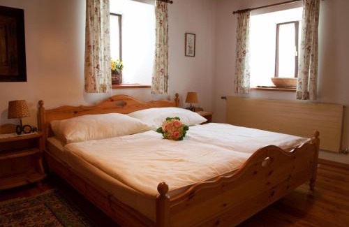 Kraa House | Farmhouse in Afritz near Gerlitzen Ski Center