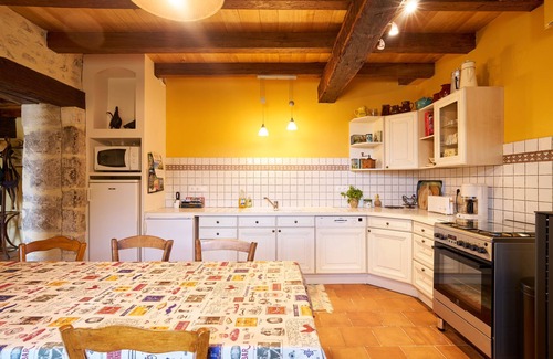 Montagrier House | Farmhouse in Montagrier – Comfort, Private Garden, and Family-Friendly Welcome