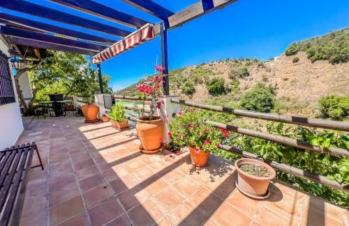 Frigiliana House | Farmhouse in the picturesque village of Frigiliana