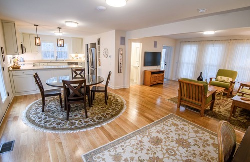 Hurdle Mills House | Farmhouse Retreat