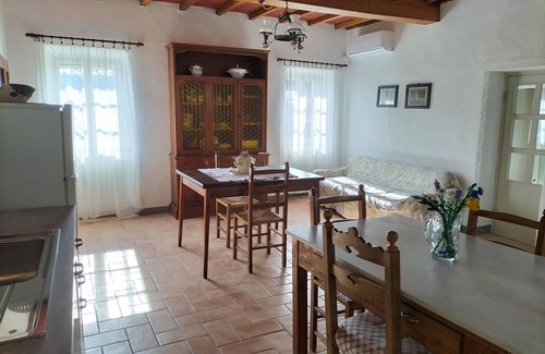 Gignano di Brancoli House | Farmhouse surrounded by nature