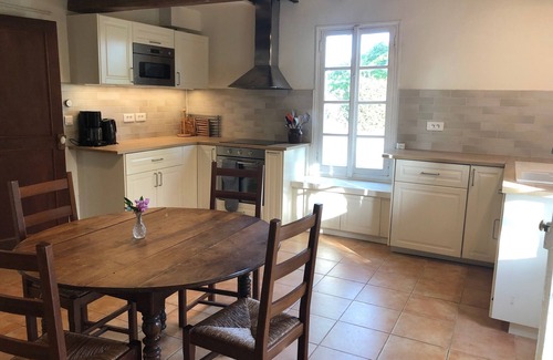 Castillon-Debats House | Farmhouse with Private Pool and Fenced 1 Acre Garden