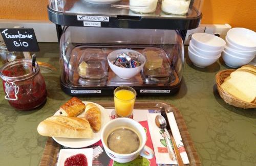 Charnay-les-Macon Hotel | Fasthotel Well Inn Mâcon sud - un hôtel FH Confort